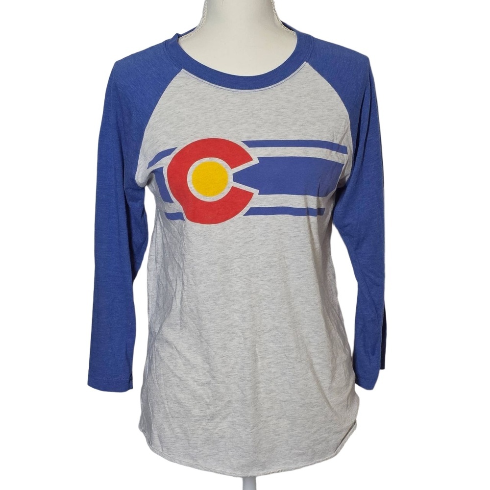 Gray/Blue Unisex Raglan‎ Shirt Colorado Flag Print 34 Sleeves Crew Neck Size Sm.
